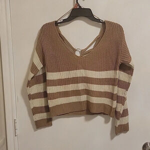 NWT Cropped Sweater Size Medium‎ Streetwear Warm Winter Striped Longsleeve